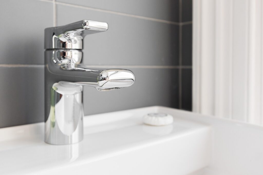 bathroom, faucet, sink, tap water, shower, bathing, water, home, design, interior, hotel, nature, interior design, clean, hygiene, modern, bathroom sink, stainless steel